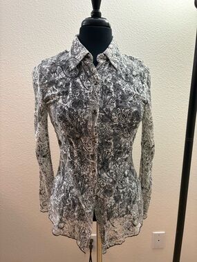 Lady Noiz Black & White Paisley Button-Down Shirt
